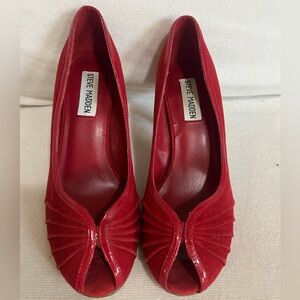 Steve Madden Scarlet Peep Toe Heels